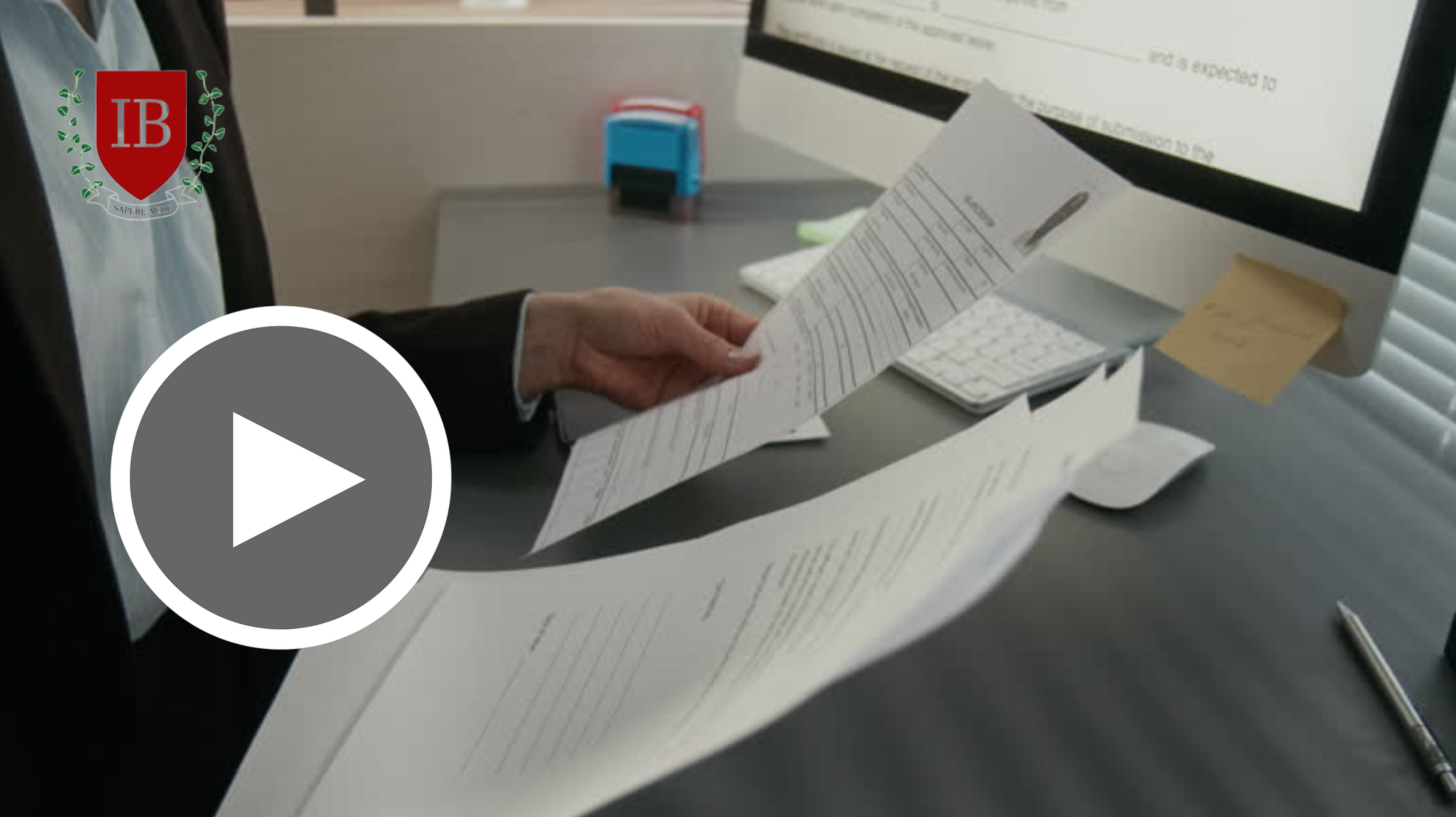 What do College Admissions Officers Look at First on Applications?